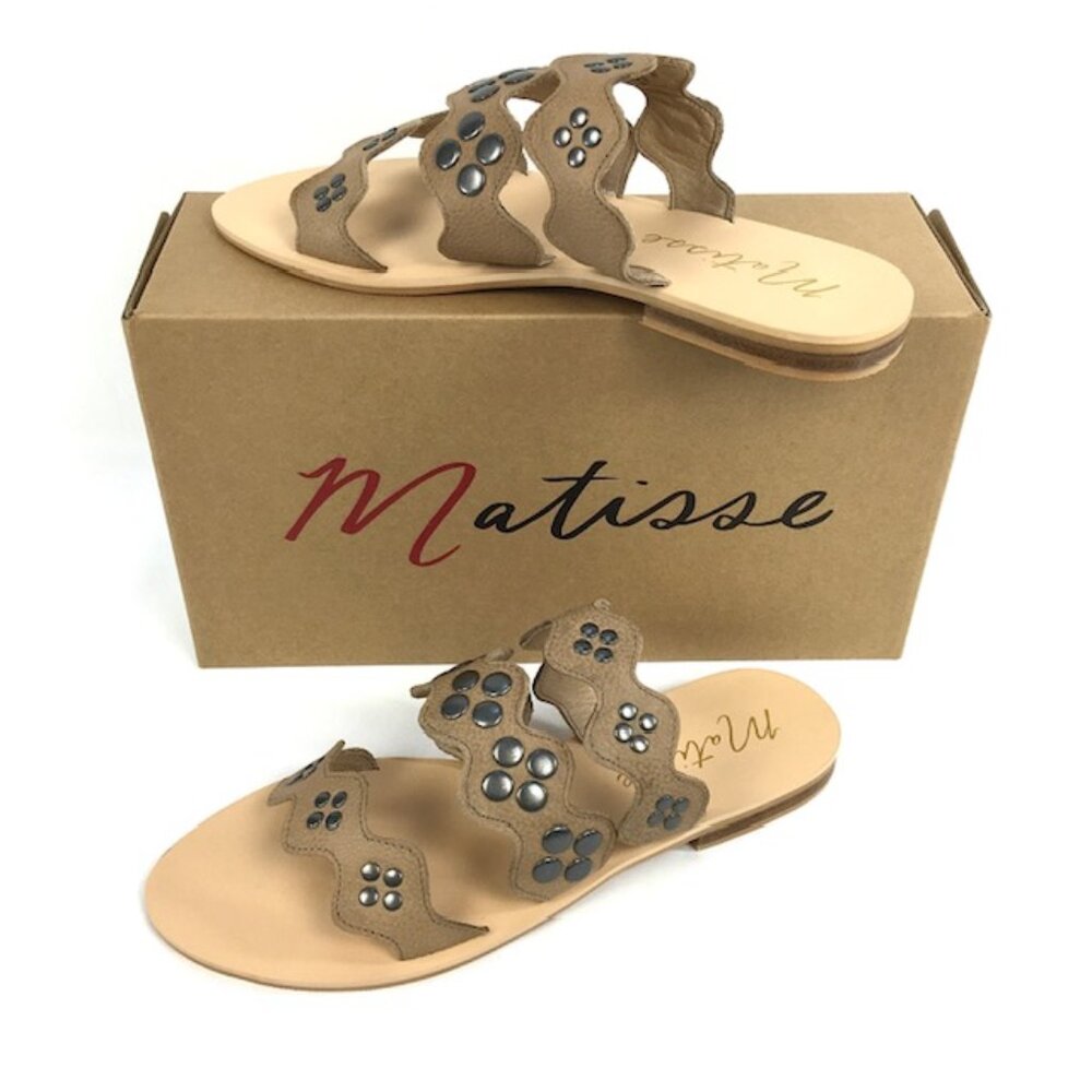 New Matisse Wide Eyed Studded Taupe Pebbled Leather Slide Sandal, 8 & 9